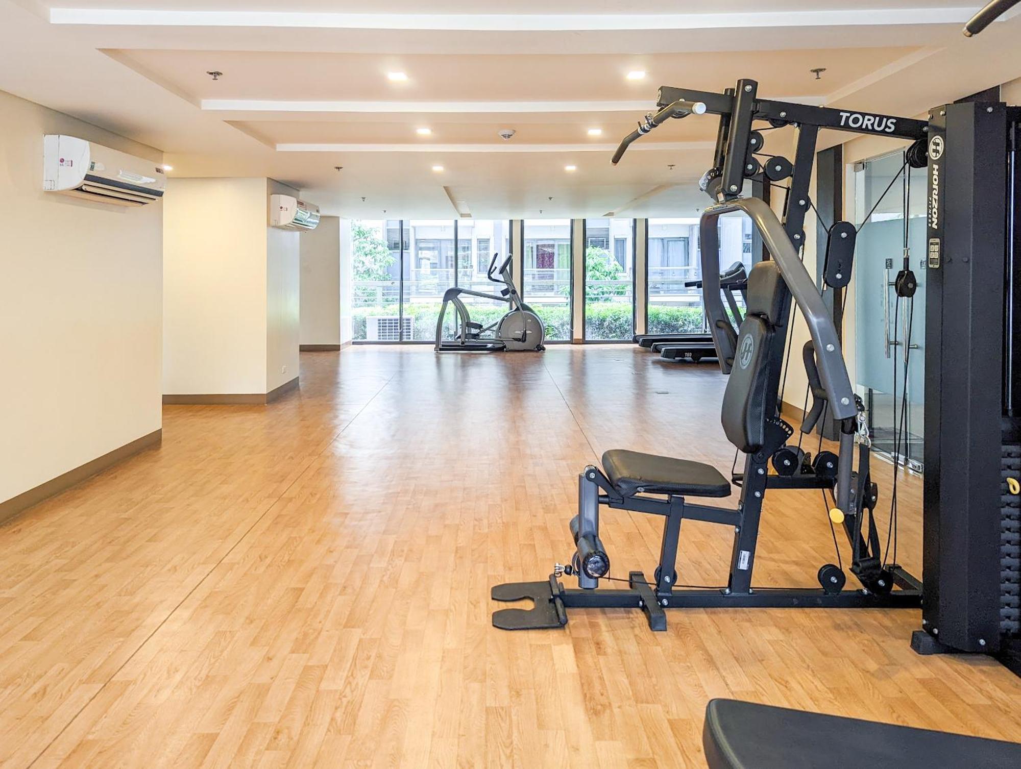 Studio Condo Naia Airport Terminal 3 Newport City Casino Manila Bagian luar foto