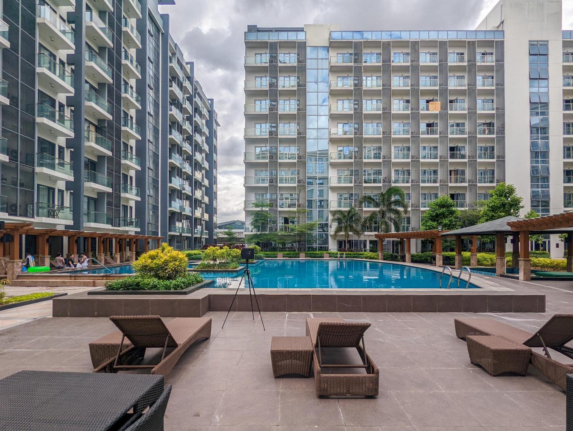 Studio Condo Naia Airport Terminal 3 Newport City Casino Manila Bagian luar foto